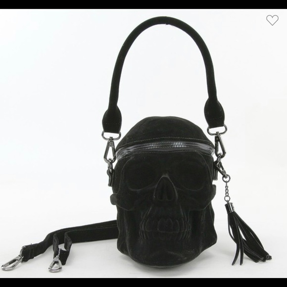 Handbags - Black skully handbag